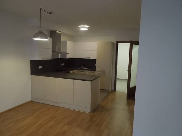 Pronájem bytu 2+kk, Pardubice